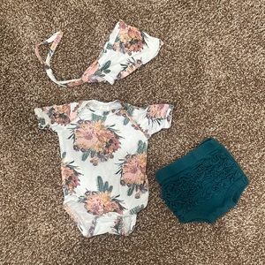Kate Quinn 0-3 Mo Matching Outift